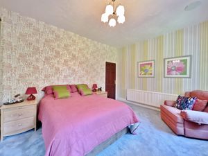 Photo 25- click for photo gallery